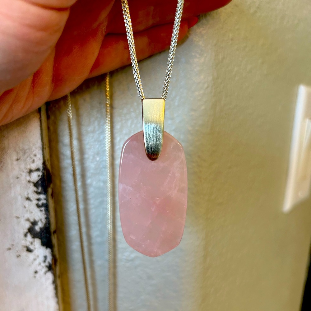 KENDRA SCOTT NECKLACE